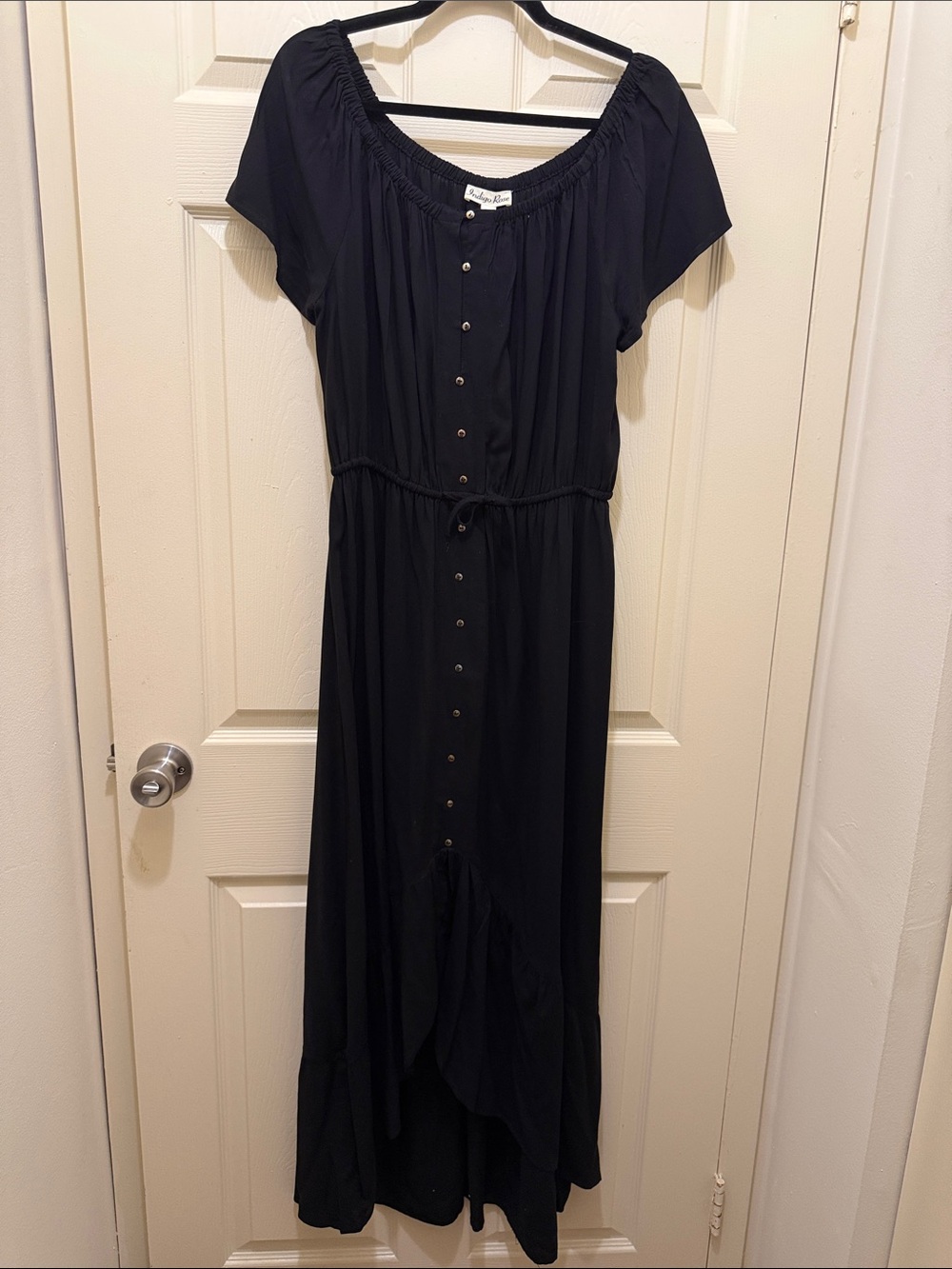 Women's Black Button-Front Maxi Dress with Tie Waist